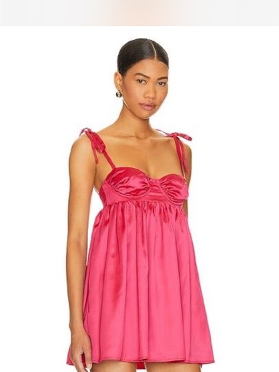 Lovers + Friends Dresses & Skirts - Lovers and Friends Amabella dress